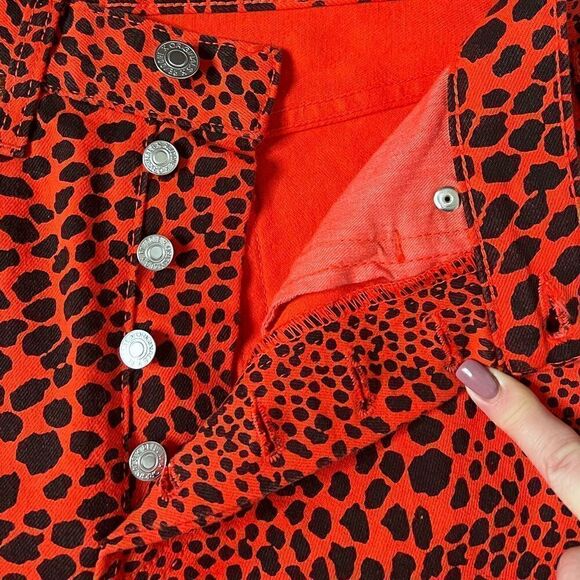 RE/DONE HR Ankle Crop Jeans, Spotted Animal Cheetah in Flame, Size 26. NWT! - Picture 4 of 16